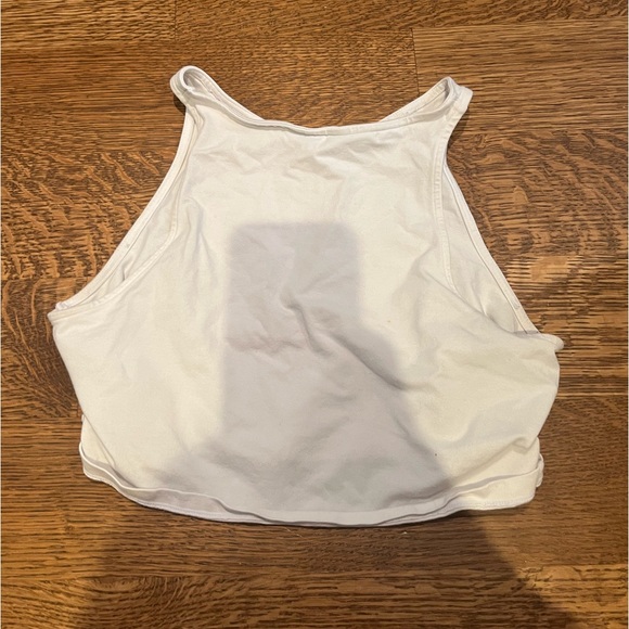 Aritzia super cropped thin comfy cropped crop tank top - Picture 3 of 3